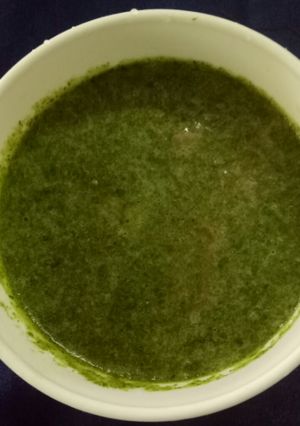 A picture of Coriander pudina chutney.