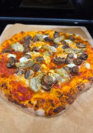 A picture of Neapolitan Style Pizza.