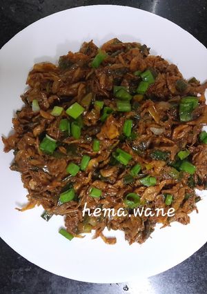A picture of Tiny shrimp (Jawala) spring onion.