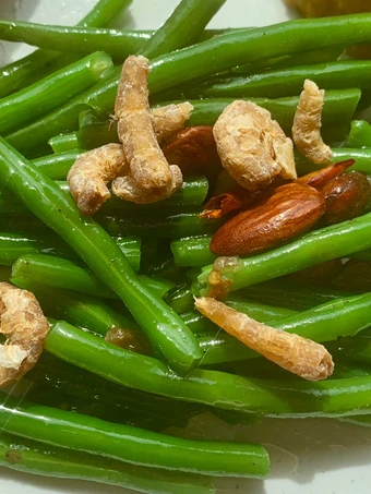 Easy Steps to Make Recipe Indonesian-inspired spicy green beans that is Delicious, So Delicious}