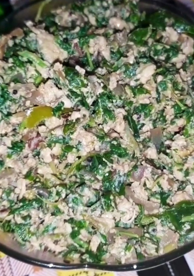 கீரை முட்டை பொரியல் செய்முறை முக்கிய புகைப்படம்