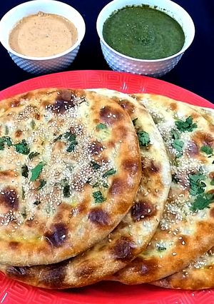 A picture of Aloo walay nan.