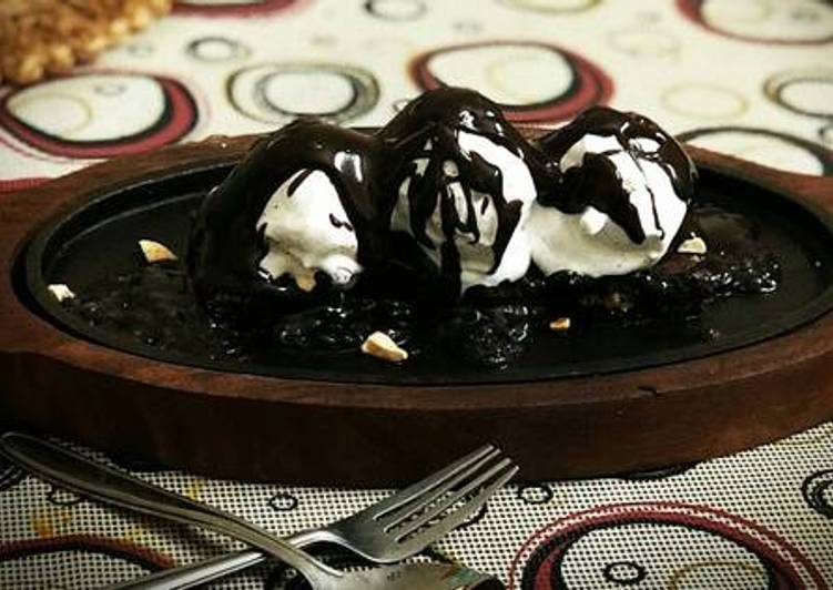 Sizzling Brownie