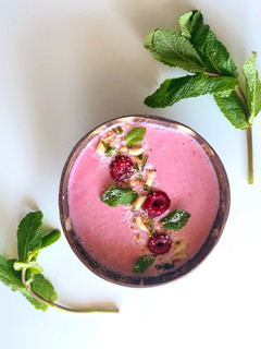 Une photo de Smoothie framboise-banane 🍌🥣🌱