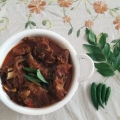 A picture of Nadan (Kerala) Mutton Curry.