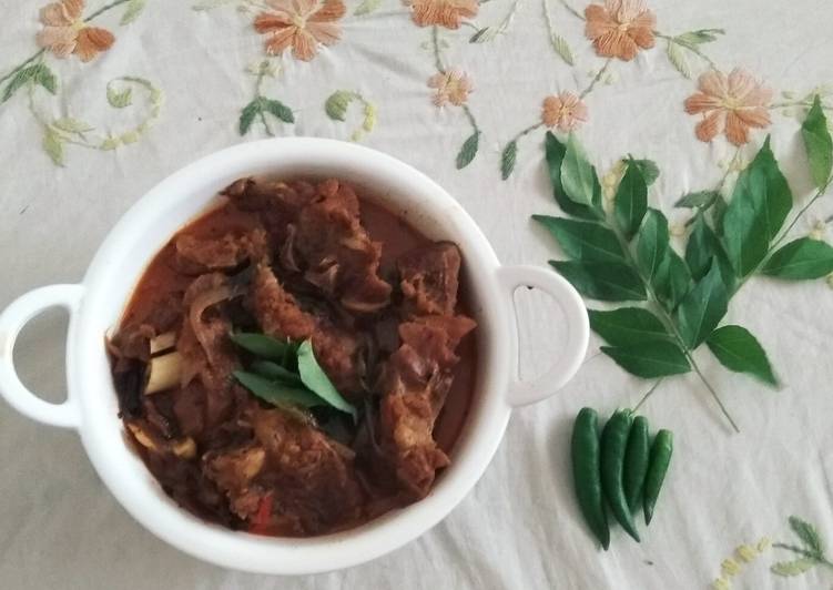 Tasty And Delicious of Nadan (Kerala) Mutton Curry