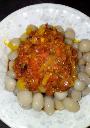 A picture of Cassava balls.