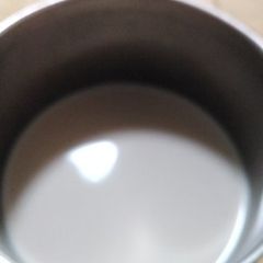 A picture of Thai tea.