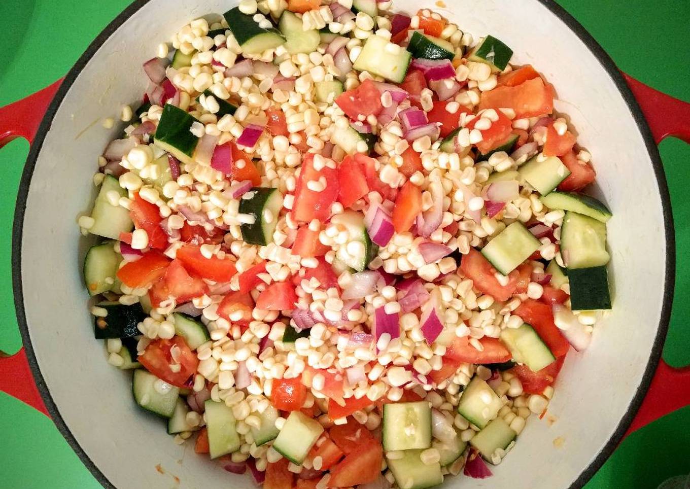 Summer salad with corn