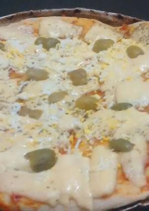 Una foto de Pizza casera por Yohana en 3 pasos