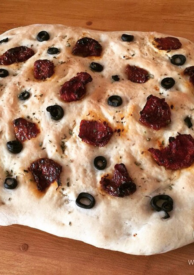 Una foto de Focaccia de tomates secos