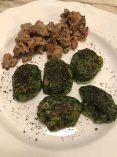 Foto di Polpette di friarielli e salsiccia