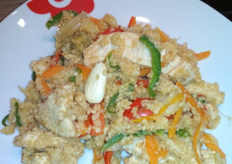 Wok de pollo con cuscús