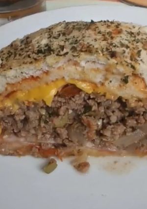 Una foto de Roll de carne 😋😋