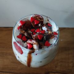 A picture of Strawberry Chocolate concave.