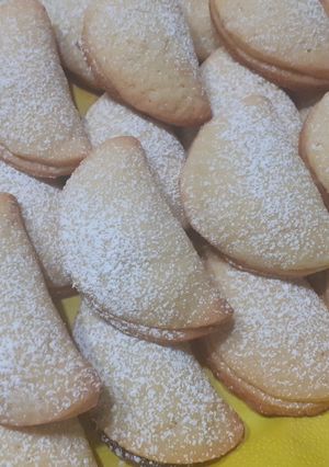 Foto di Biscotti ripieni di crema di nocciola