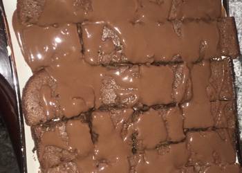 How to Recipe Tasty Fudgy brownies with melted chocolate