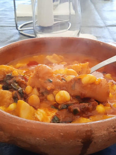Una foto de Locro en casa 🧡 con salsita