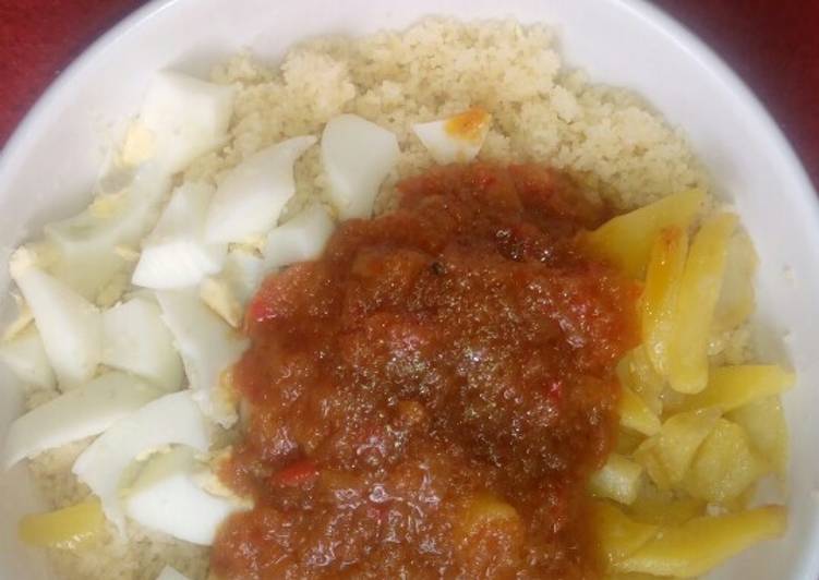 Couscous &amp; fried potato with egg
