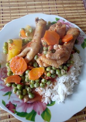 Una foto de Estofado de patita de pollo