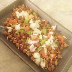 A picture of Chana masala.