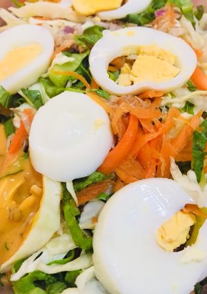 A picture of Egg salad.