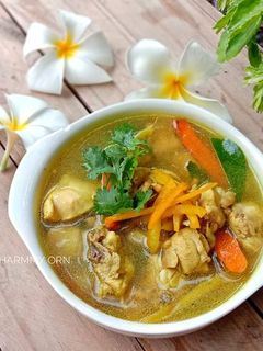 รูปของ ไก่ต้มขมิ้น