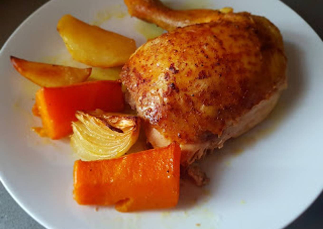 Pollo al curry con verduritas