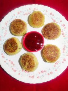 मटार पॅटिस (matar patties recipe in marathi) रेसिपी चे मुख्य फोटो