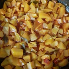 A picture of Kerala mango pickle.