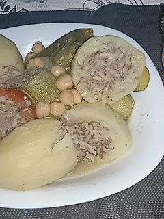 صورة لوصفة دولمة بالخضر ولحم مرحي