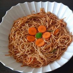 A picture of Veg Hakka Noodles.