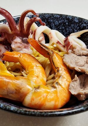 澎湃海陸蔥油拌麵 的食譜成品照片