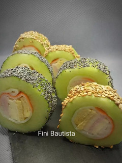 Una foto de Sushi de pepino