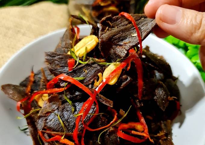 Resep Dendeng Daging Kering Daun Jeruk yang Bikin Ngiler Lezat Sekali