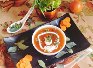 A picture of Creamy tomato soup.