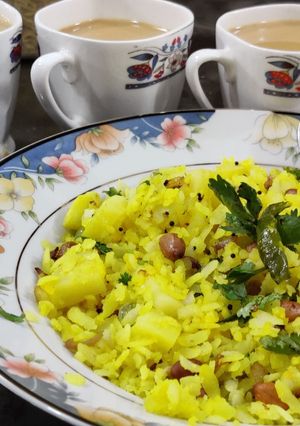 A picture of POHA Kanda/Aloo Lockdown recipe (Tea Time Snack).