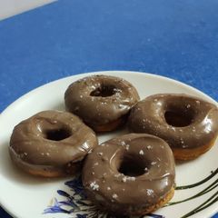 A picture of Chocolate Donuts.