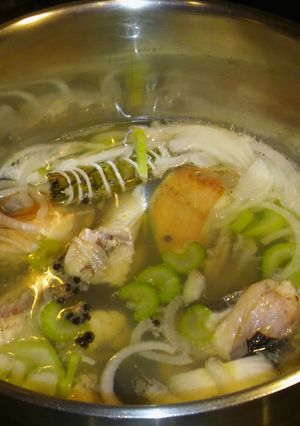 A picture of Fish Stock - Fumet de Peix.