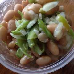 Una foto de Ensalada de porotos