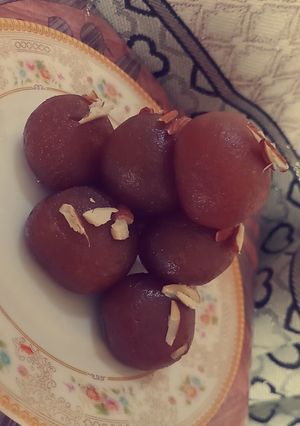 A picture of Homemade Gulab Jamun.