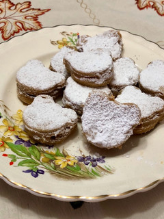 Una foto de Alfajores rellenos de manjar