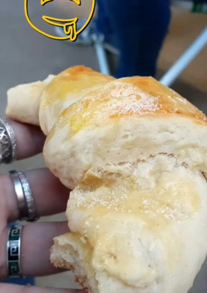 Una foto de Medialunas de aceite