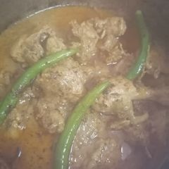 A picture of Green chicken masaala.
