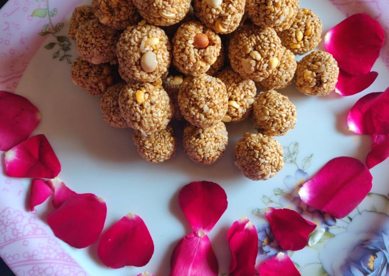 Til gul laddu