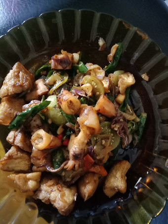 Resep Tumis cumi asin dan tahu masak cabai hijau Bunda Pasti Bisa