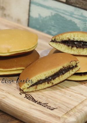 Foto resep DORAYAKI どらやき