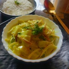 Dahi Aloo Salad A picture of Dahi Aloo Salad.