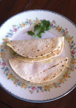 Una foto de Tacos de camarón con poblano