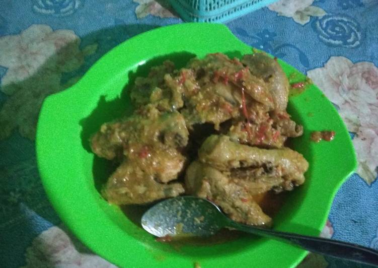 Ayam pedas